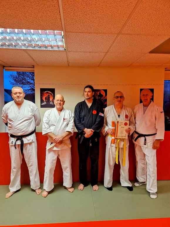 09dcf9_547684ecb0f644de95b7a9ce45db5cb1~mv2