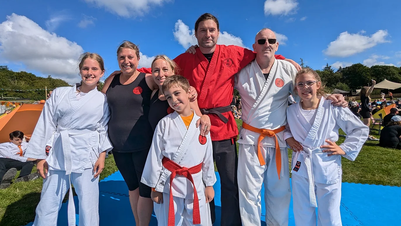 09dcf9_86df8841684644f7bdc75f893e59eb27~mv2